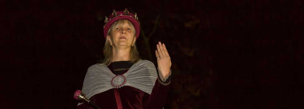 Nachtwächterwanderung, hier die Stelle, an der Königin Richeza von Polen erscheint