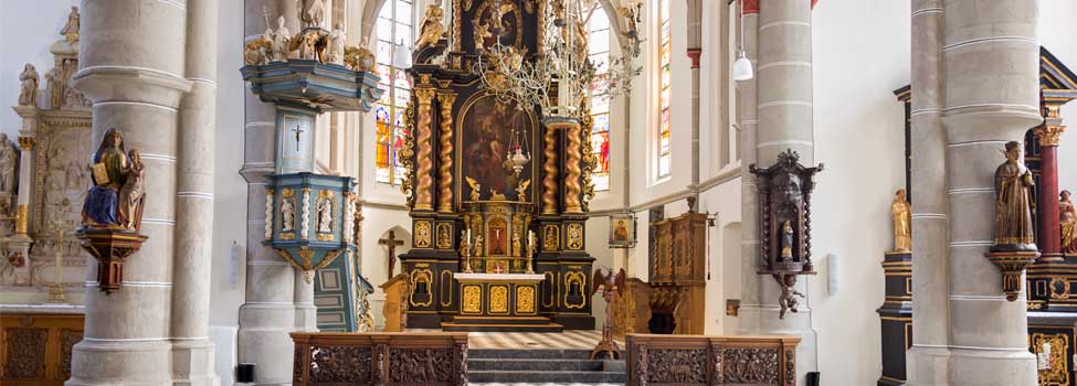 St. Panthaleonkirche von Innen